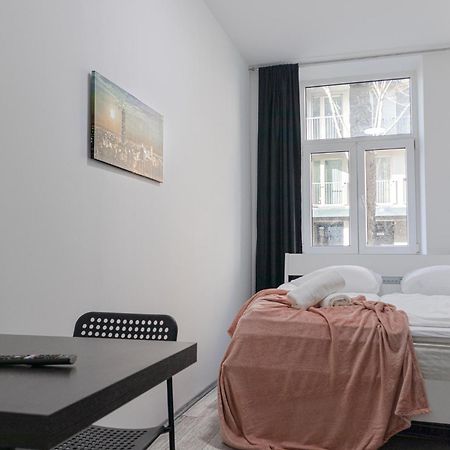 Affordable 5-Br Shared Apartment / Enkplatz U3 Getaway Vídeň Exteriér fotografie