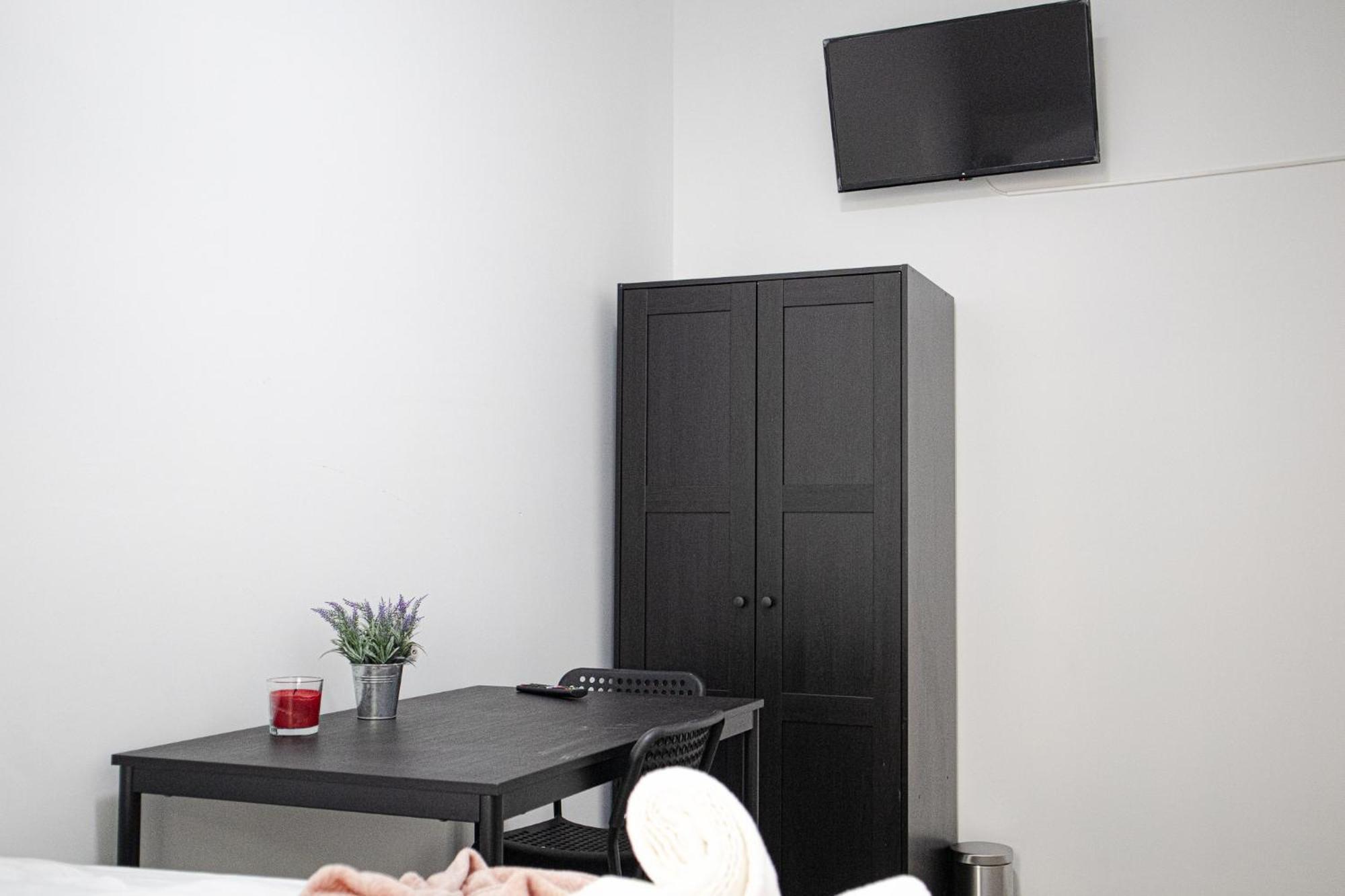 Affordable 5-Br Shared Apartment / Enkplatz U3 Getaway Vídeň Exteriér fotografie
